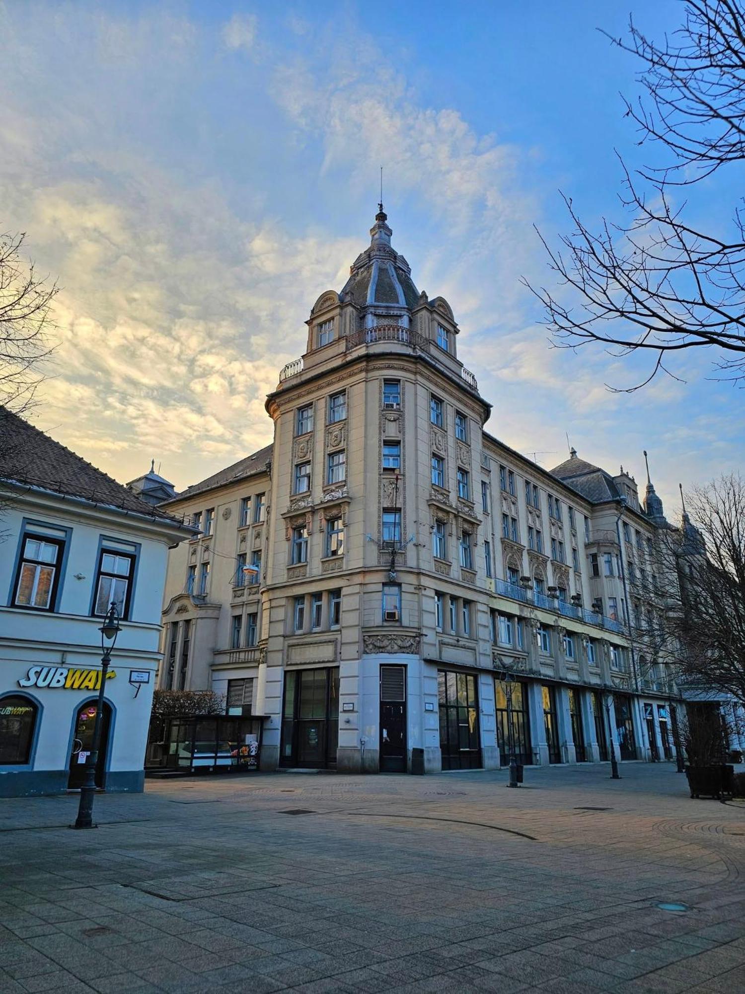 Апартаменты Centre Piac Flat