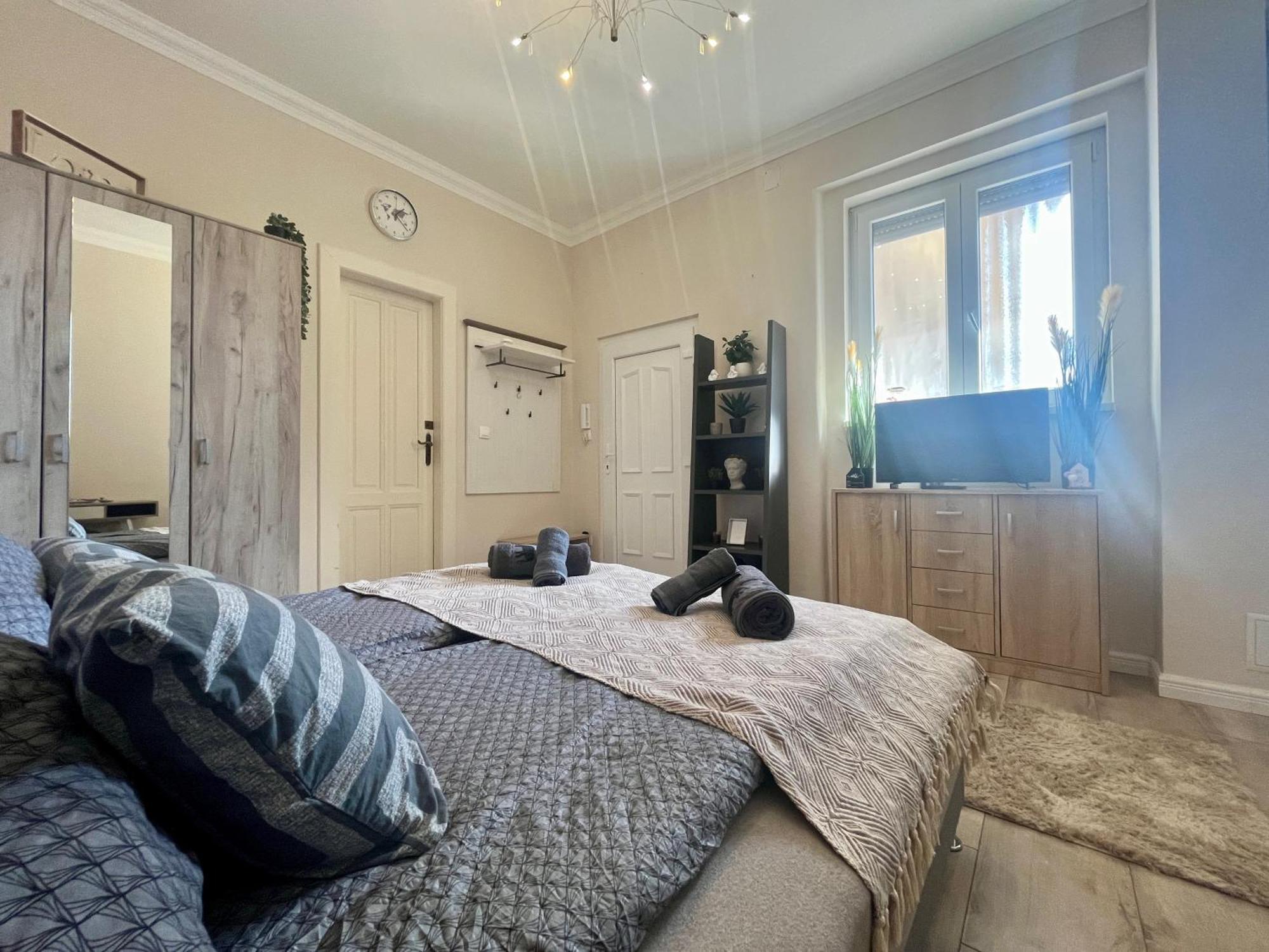 Centre Piac Flat Апартаменты *
